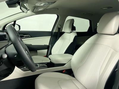 2026 Kia Sportage — photo 14 view