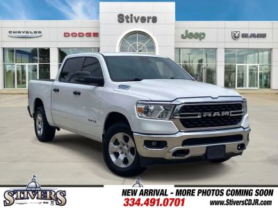 2023 Ram 1500 Big Horn/Lone Star in White — front three-quarter view