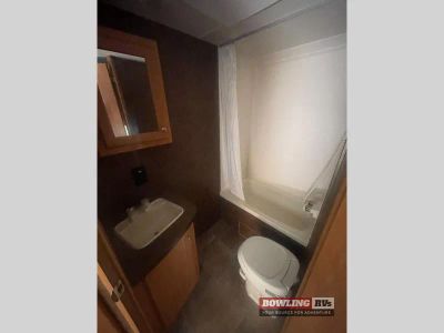 2013 Oasis 26DB — photo 11 view