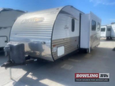 2013 Oasis 26DB — front three-quarter view