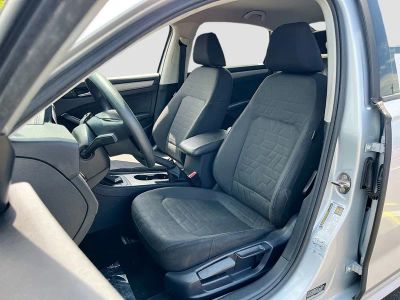 2020 Volkswagen Passat — photo 19 view
