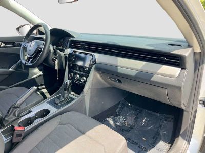 2020 Volkswagen Passat — photo 26 view