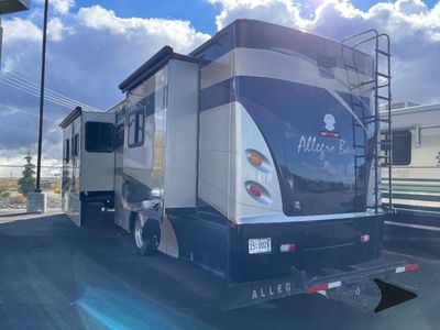 2008 Tiffin Motorhomes Allegro Bay — engine compartment view