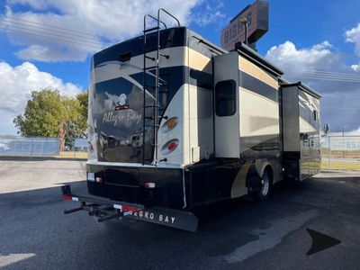 2008 Tiffin Motorhomes Allegro Bay — interior view