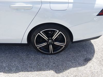 2024 Honda Accord Hybrid — photo 10 view