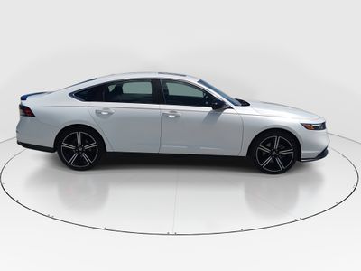 2024 Honda Accord Hybrid — photo 8 view