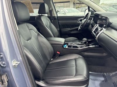 2022 Kia Sorento — photo 43 view