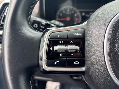 2022 Kia Sorento — photo 18 view