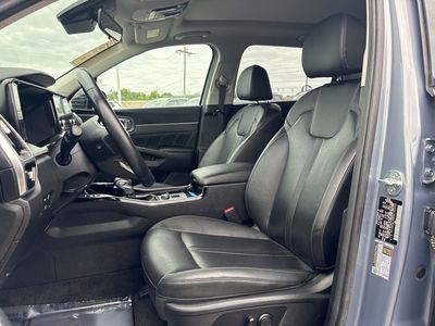 2022 Kia Sorento — photo 12 view