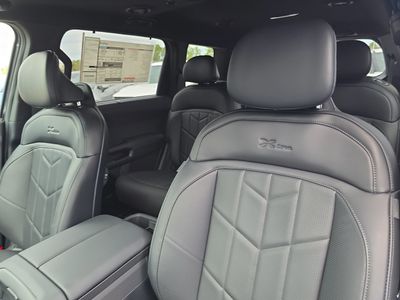 2027 Kia Telluride - Photo 22