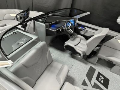 2025 Mastercraft XT24 - Photo 7