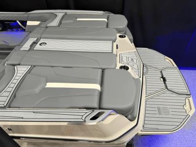2025 Mastercraft XT24 - Photo 15