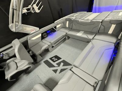 2025 Mastercraft XT24 - Photo 9