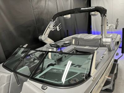 2025 Mastercraft XT24 - Photo 6