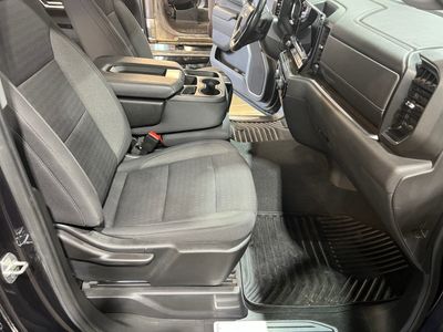 2022 Chevrolet Silverado 1500 — photo 15 view