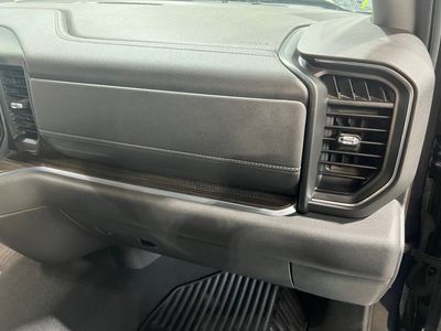 2022 Chevrolet Silverado 1500 — photo 12 view