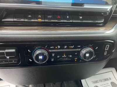 2024 Chevrolet Silverado 1500 — photo 10 view
