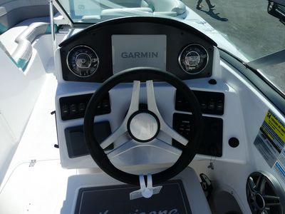 2026 Hurricane SunDeck 2486 OB - Photo 8