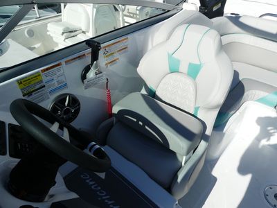 2026 Hurricane SunDeck 2486 OB - Photo 9
