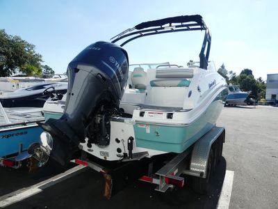 2026 Hurricane SunDeck 2486 OB - Photo 5