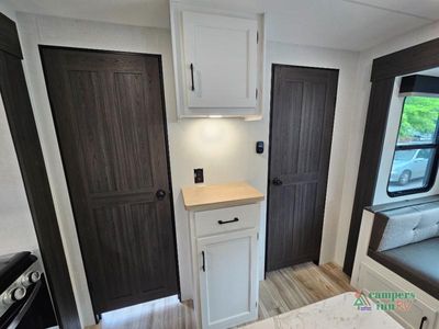 2027 Venture RV SportTrek - Photo 26