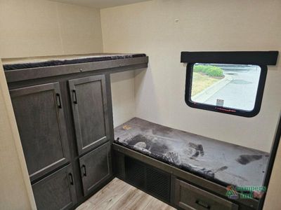 2027 Venture RV SportTrek - Photo 43