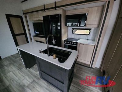 2025 CrossRoads RV Cruiser - Photo 13