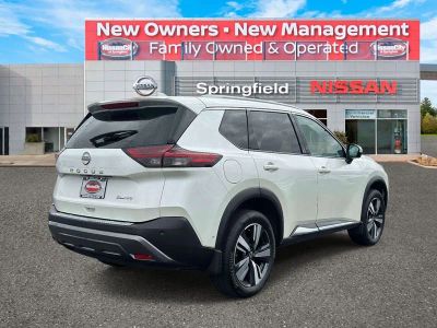 2023 Nissan Rogue — detail view