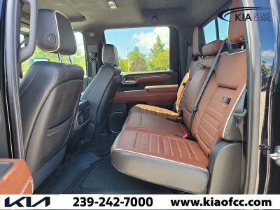 2024 GMC Sierra 2500HD — photo 13 view