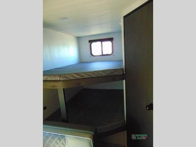 2025 Keystone RV Hideout — photo 8 view
