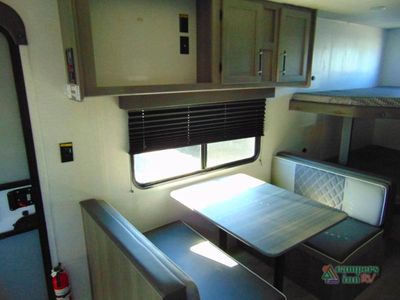 2025 Keystone RV Hideout — photo 7 view