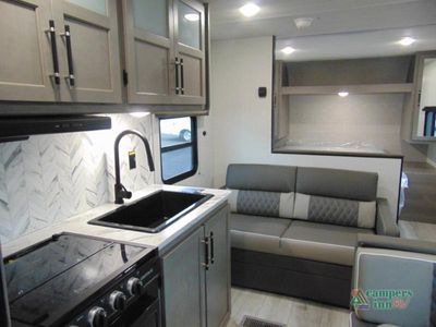 2025 Keystone RV Hideout — photo 26 view