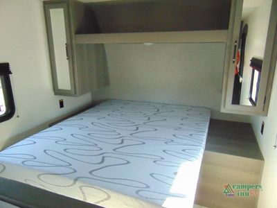2025 Keystone RV Hideout — photo 17 view