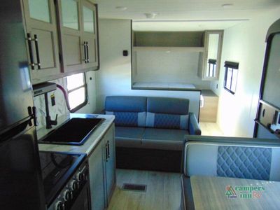 2025 Keystone RV Hideout — photo 10 view