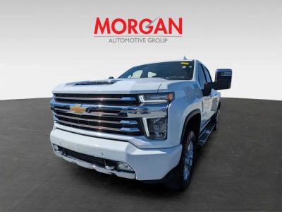 2021 Chevrolet Silverado 2500HD — engine compartment view