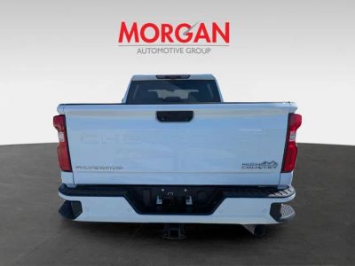 2021 Chevrolet Silverado 2500HD — interior view