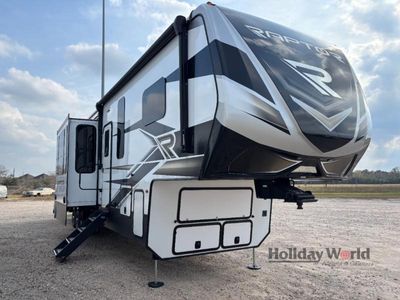 2025 Keystone Raptor - Photo 1