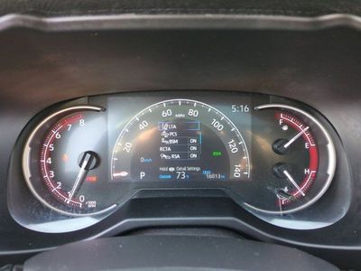 2025 Toyota RAV4 - Photo 11