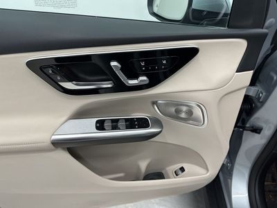 2026 Mercedes-Benz GLC - Photo 11