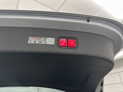 2026 Mercedes-Benz GLC - Photo 26