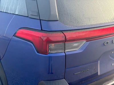 2026 Subaru Outback — photo 10 view