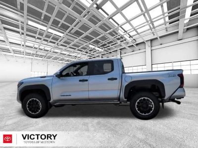 2026 Toyota Tacoma i-FORCE MAX - Photo 6
