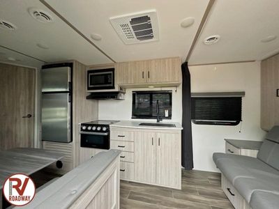 2023 Passport SL 219BH - Photo 12