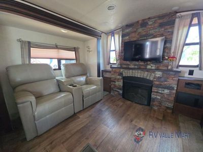 2017 Forest River RV Salem Hemisphere Lite - Photo 12