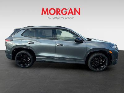 2026 Volkswagen Tiguan — photo 8 view