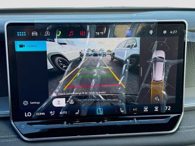 2026 Volkswagen Tiguan — photo 13 view