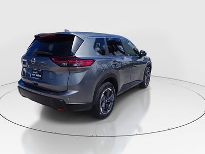 2024 Nissan Rogue - Photo 7