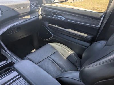 2024 Jeep Wagoneer — photo 15 view