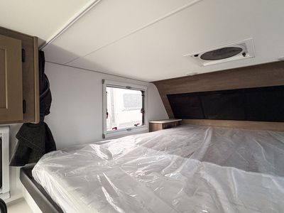 2026 Adventurer 80RB Overlander Edition - Photo 15