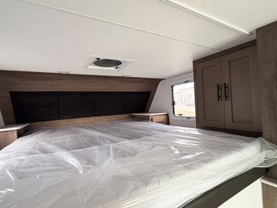 2026 Adventurer 80RB Overlander Edition - Photo 16